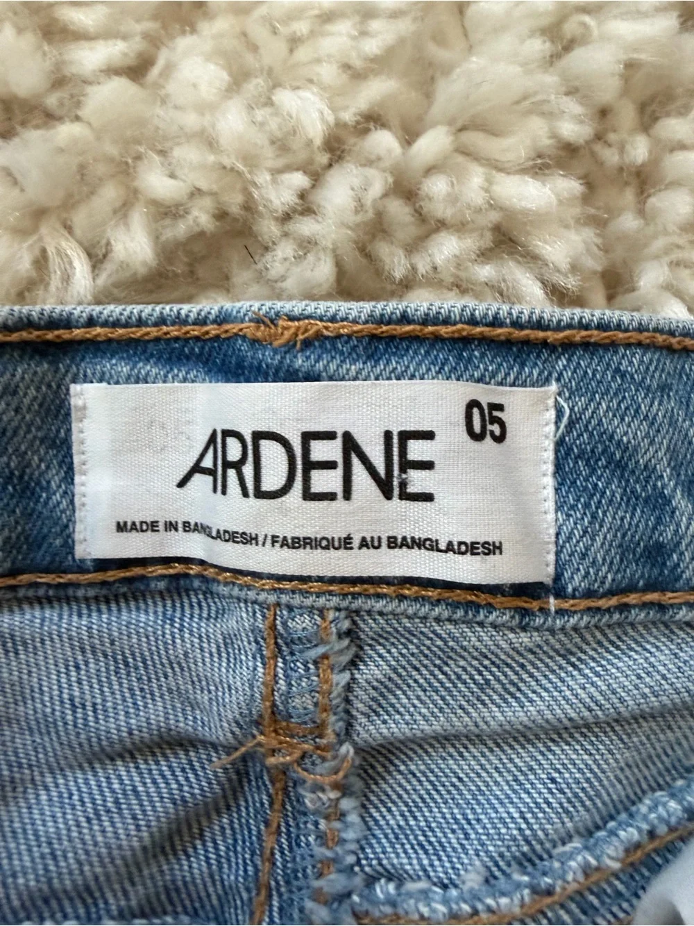 Ardene Super cute night wasted Light Wash Rolled Cuff Denim Shorts
